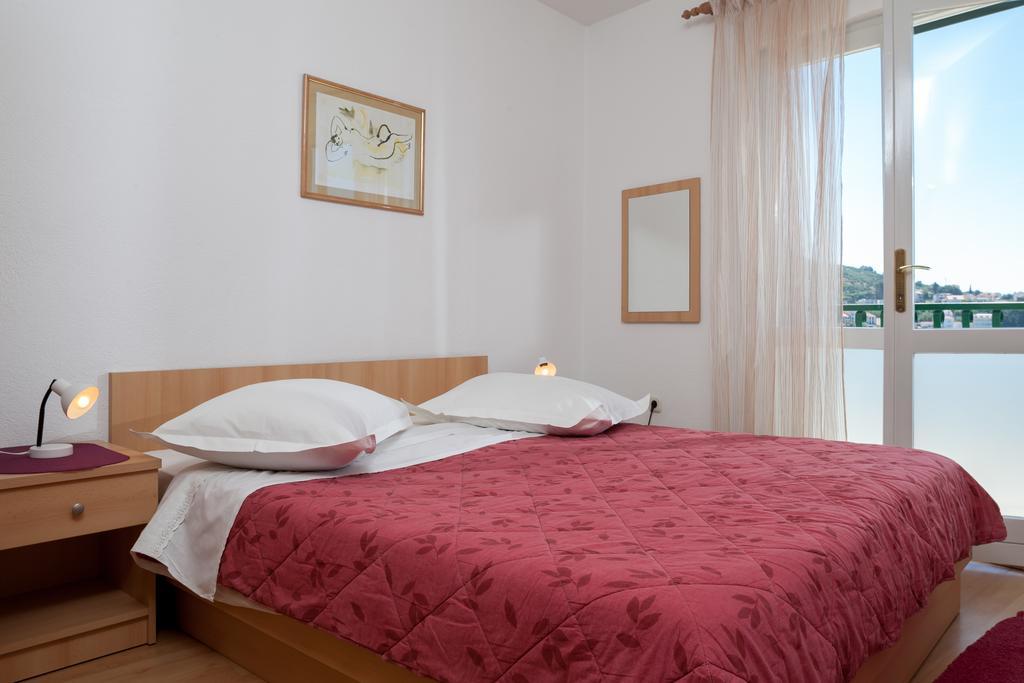 Apartments Waterfront Ivan Podgora Habitación foto