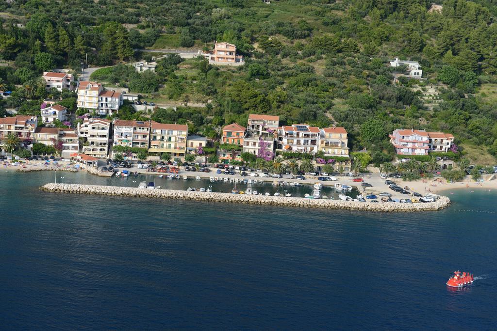 Apartments Waterfront Ivan Podgora Habitación foto