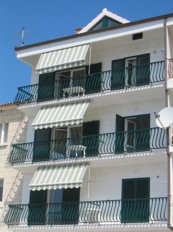 Apartments Waterfront Ivan Podgora Habitación foto